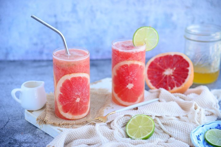 满杯西柚(西柚果茶冰沙)