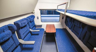 好消息!乌鲁木齐至西安要开动卧列车了,走,乘坐卧铺动车去西安