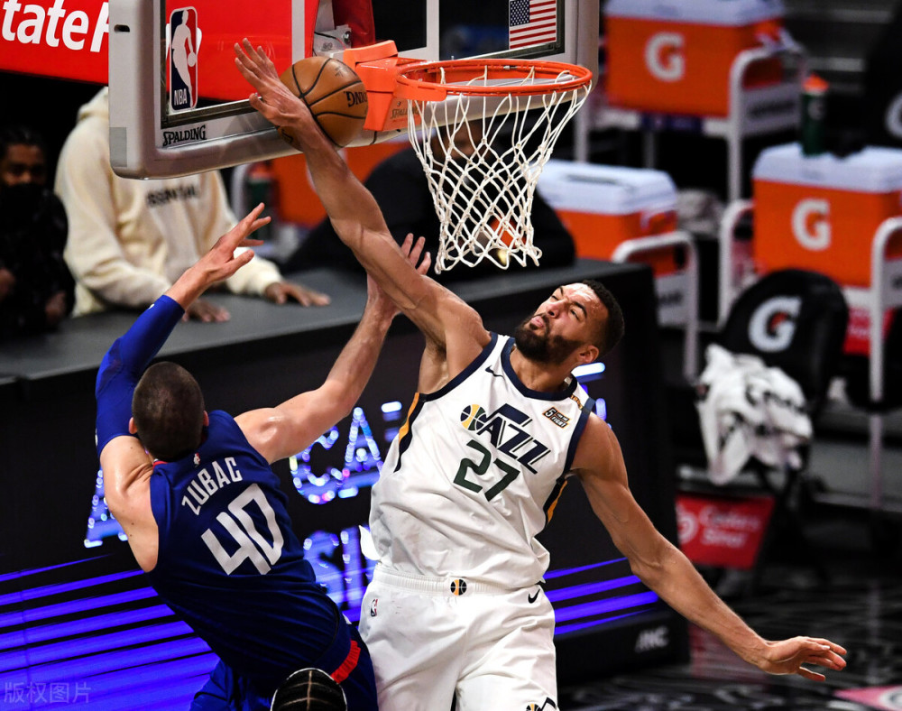 恭喜戈贝尔再获dpoy,名不虚传刚刚上演最佳盖帽_腾讯新闻