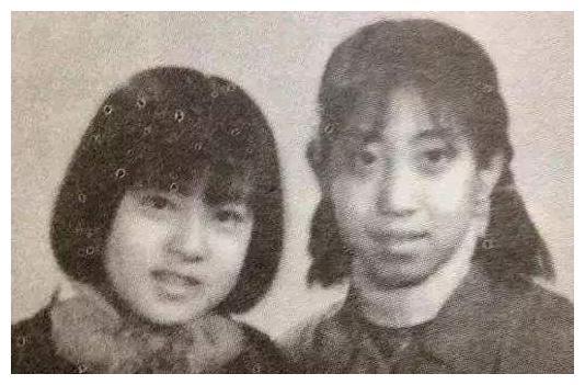 22岁嫁英达弟弟 32岁心酸隐退 被抛弃的赵明明今与女儿相依为命 腾讯新闻