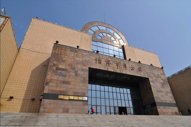 淄博市多少人口_人口普查:过去十年,淄博60岁及以上人口提高8.24%(2)