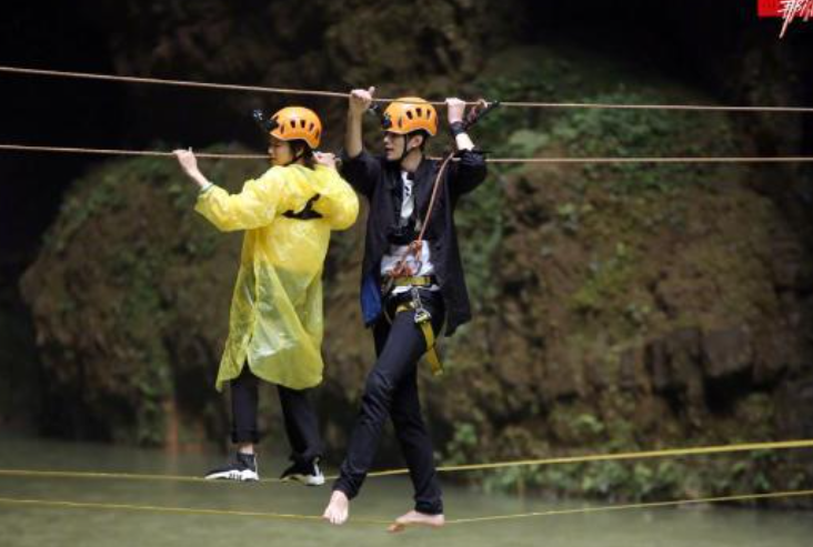 知名男星陈学冬被水母蜇伤!