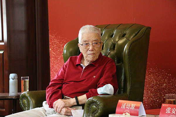 97岁孤老捐50万给上海交大,友人:生活里他是个精明老头