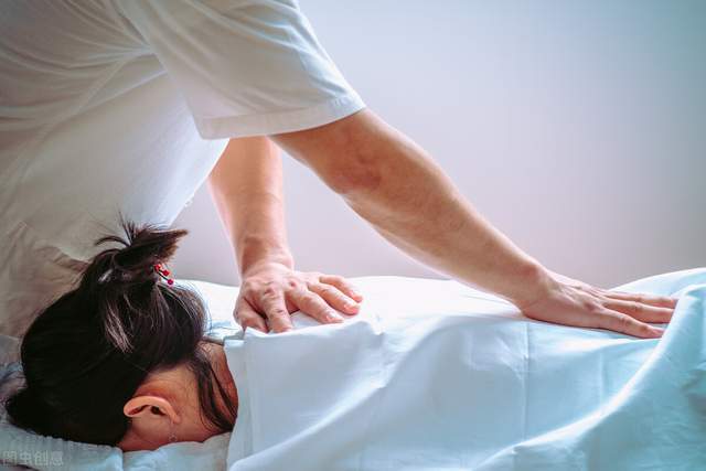 金莎过度按摩导致筋膜黏连,不要贪图一时舒服,按摩误区要清楚