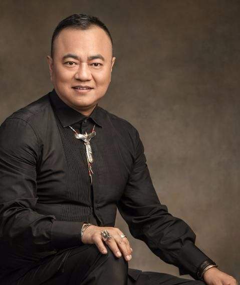 本山传媒张家豪的往事:闯荡京城夜场,结识赵钢,投奔赵本山麾下