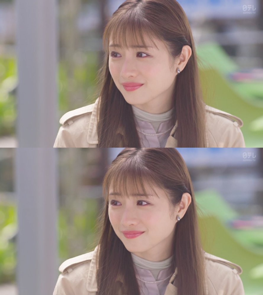 石原里美近照曝光 一改甜美风梳大背头走中性路线气质很a 身材比例却很虐 全网搜