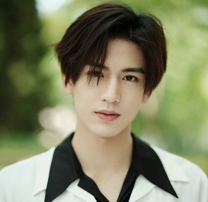 天官赐福透新进展导演陈家霖发文秒删演员进组时间疑曝光