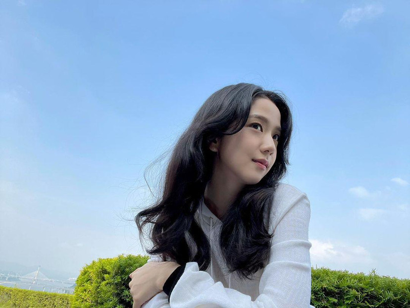 人间四月金智秀|你比四月还温柔