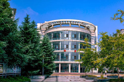 组图巴东一中校园美如画