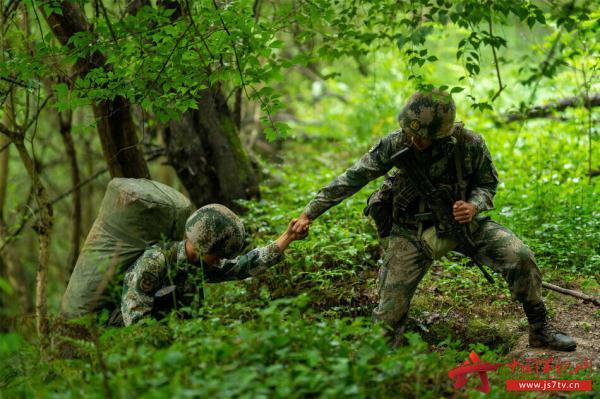 帶你走進偵察兵引導火力打擊訓練現場|偵察兵|火力分隊|陸軍第75集團