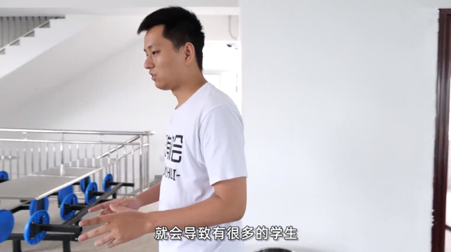 敬汉卿更新希望小学后续登上b站总榜第一慈善并非个人的事