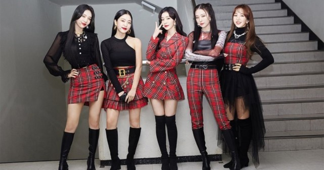 在sm娱乐公司发表声明称红丝绒乐队将于8月复出后,韩国人对该乐队是否