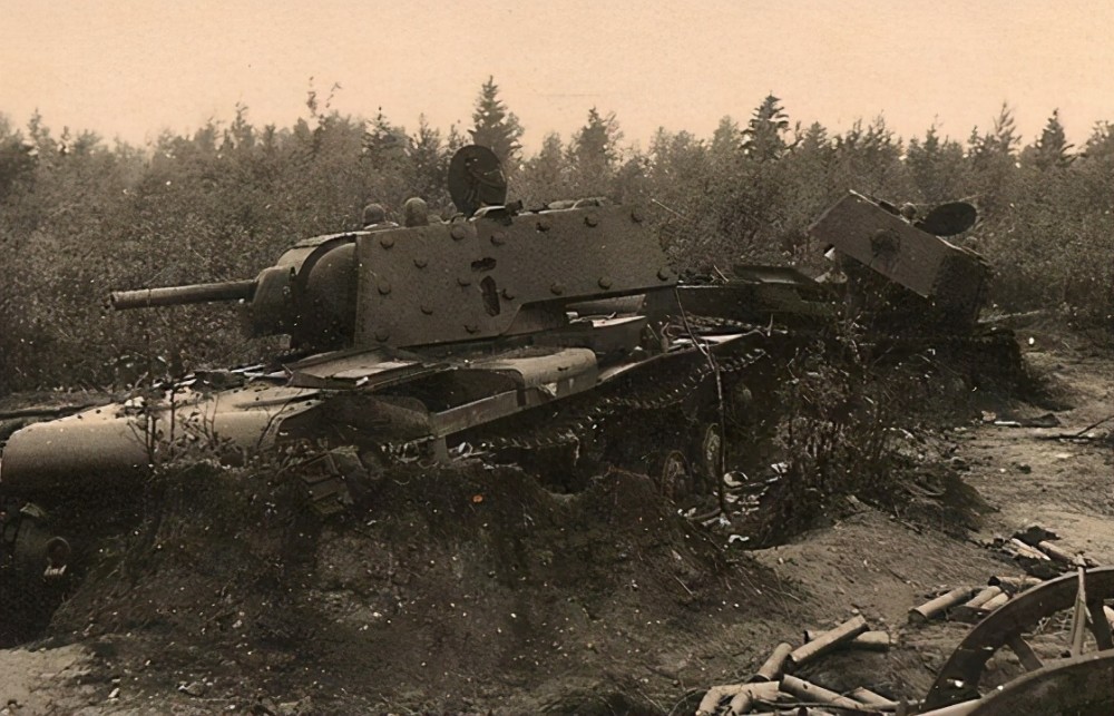 1941年,苏军兵力严重不足,铁木辛哥靠什么打赢了罗斯托夫战役?