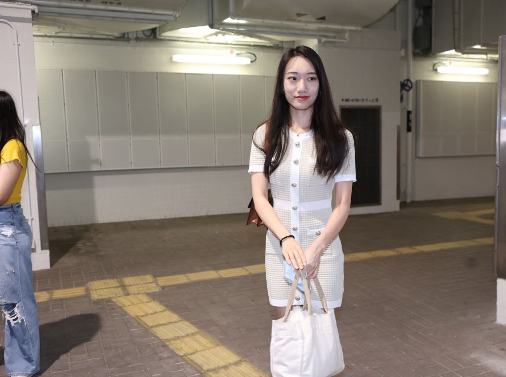 张嘉慧(amy)学生,22岁.chole,26岁,兼职model.