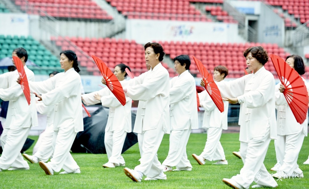 2021年贵阳市老年人体育健身系列活动启动