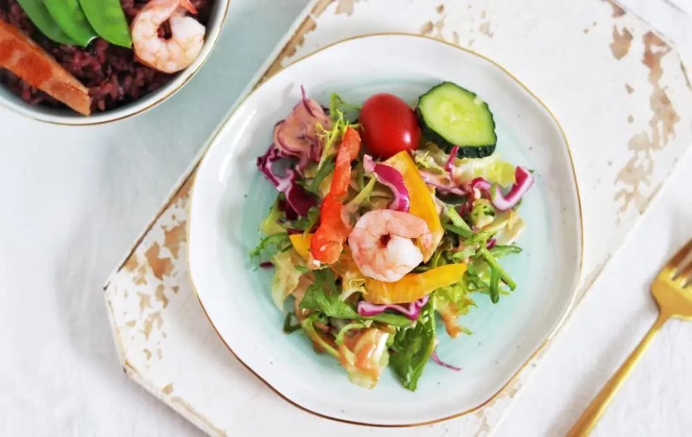 韩国boa减肥晚餐法_21天减肥法_跪膝法减肥中里巴人