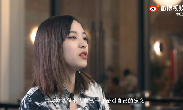 她的身上有着很多标签,她就是ag穿越火线职业电竞选手刘佳(小k.