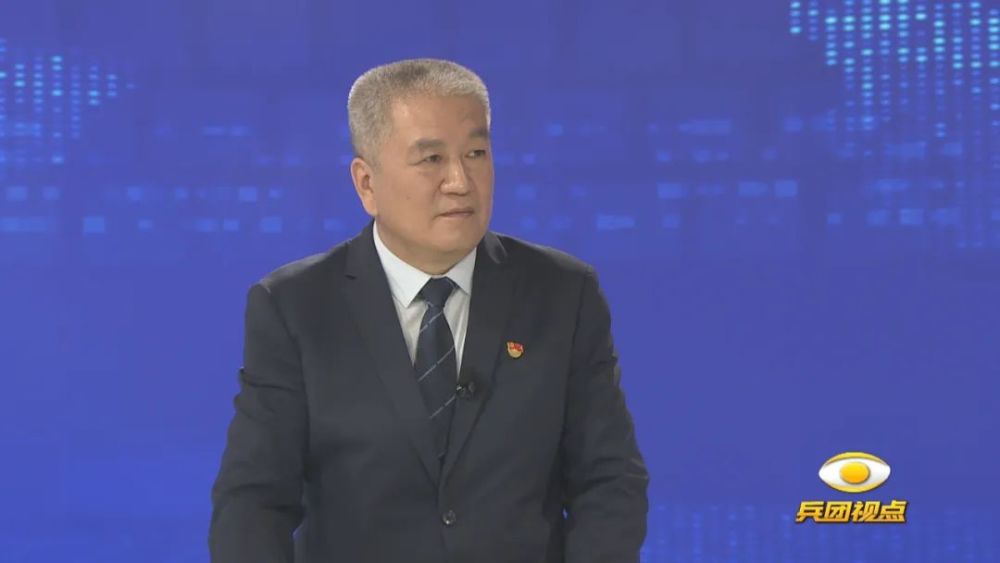 《兵团视点》邀请到了兵团疾病预防控制中心党支部书记,副主任李凡卡