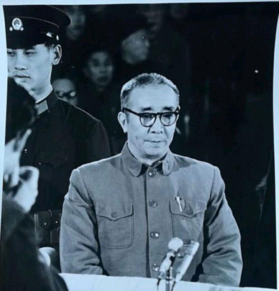 江腾蛟夫人:17岁参加革命,建国时成婚,晚年