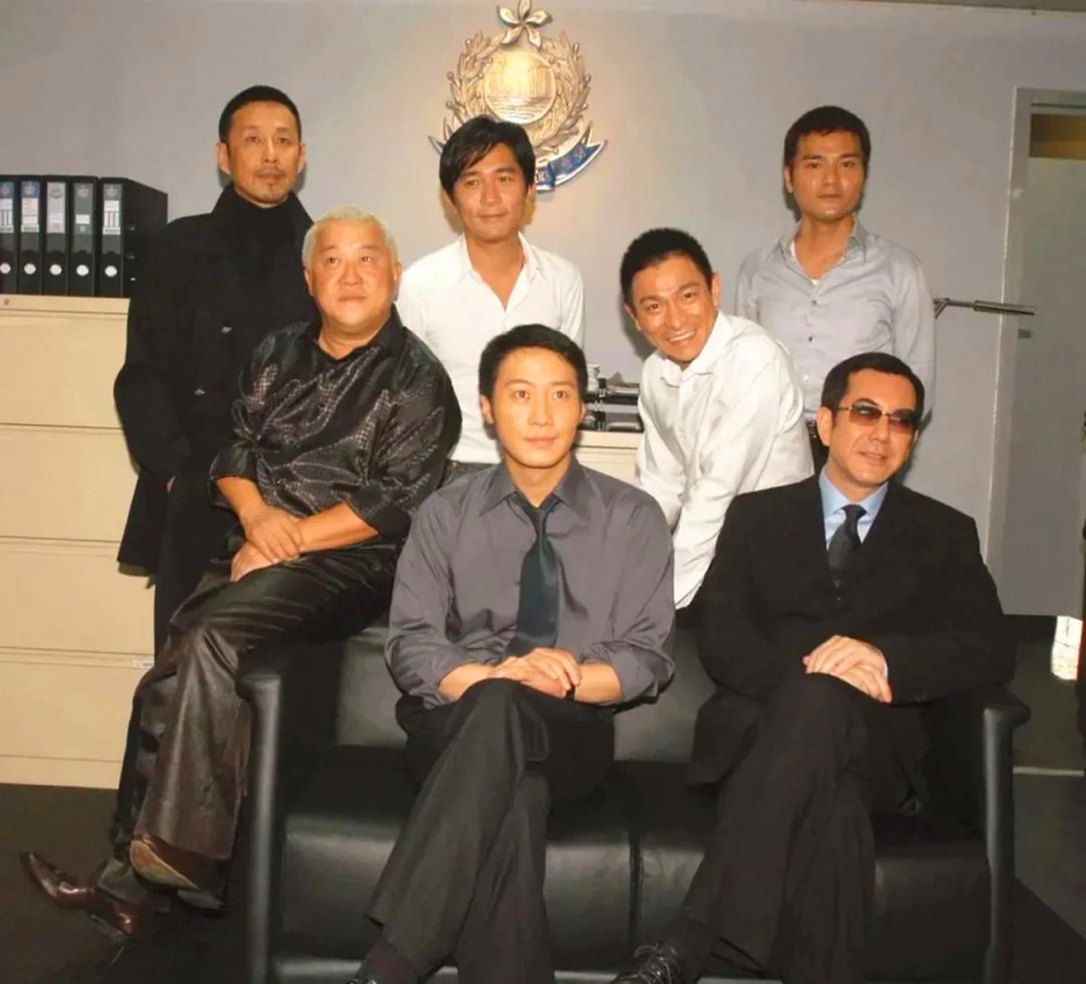 网友分享35张有趣的罕见照揭露明星们鲜为人知的一面