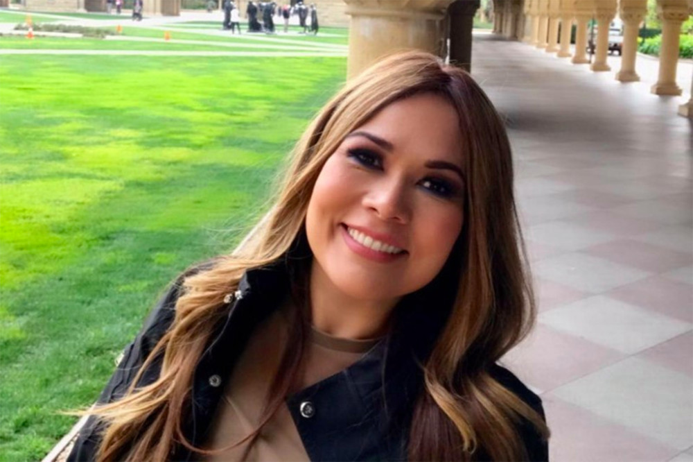 安全漏洞哈里斯访问墨西哥接受女记者提问随后发现她根本不是记者