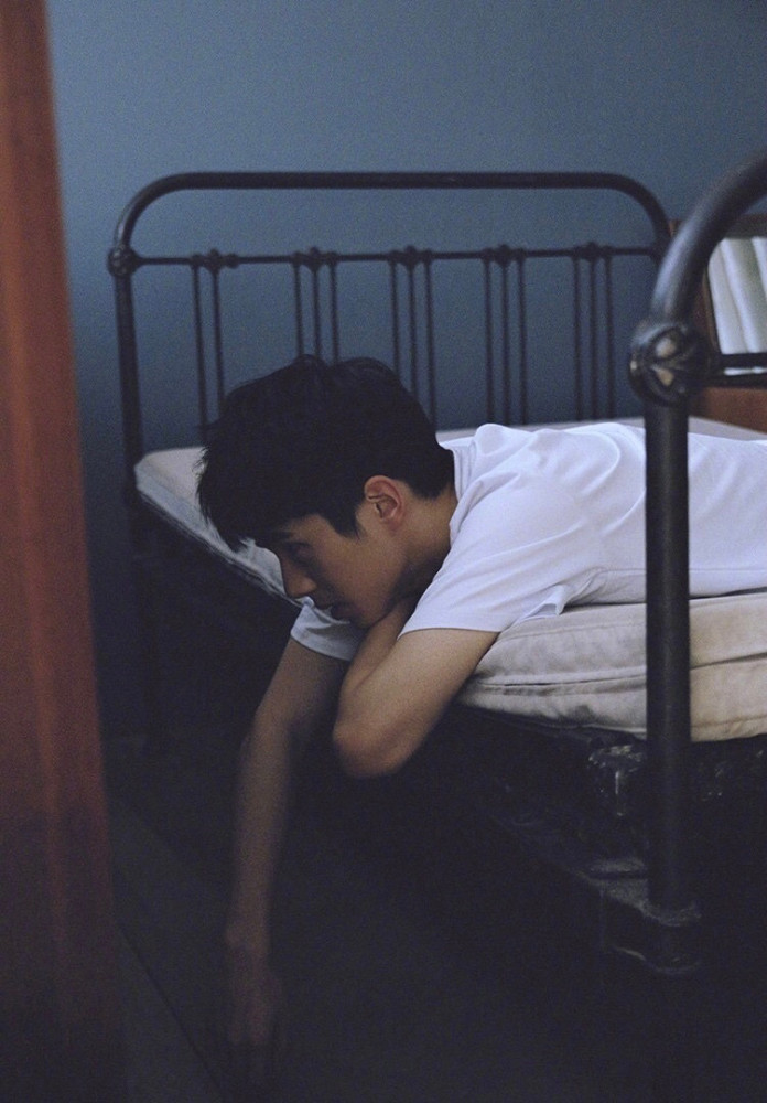 刘昊然壁纸:少年感满满_腾讯新闻