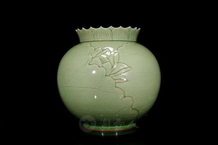 青瓷一分钟教你看穿龙泉青瓷釉的厚薄