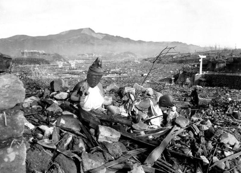 日本核爆幸存者图片