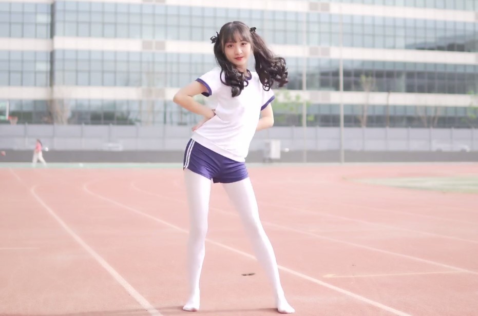 b站舞蹈区乱象不断不会跳舞靠衣服取胜有才华的up主都被埋没了