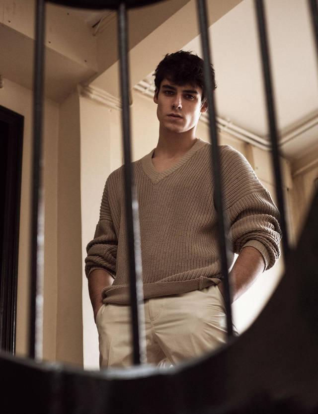 97年鲜肉男模rafaelmiller腹肌太标致了完美身材备受关注