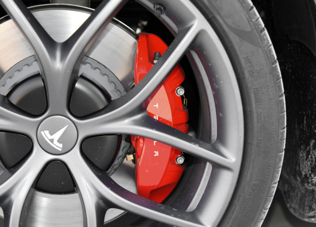 2021年度大戏:《傲慢的特斯拉与它的用户们》