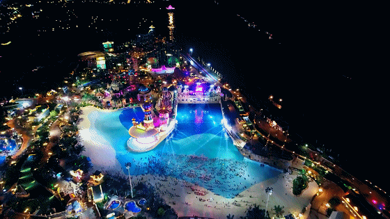 夜景美到炸~瞬间降温20℃,能让你从头凉到小jiojio~也只有乐华城·88