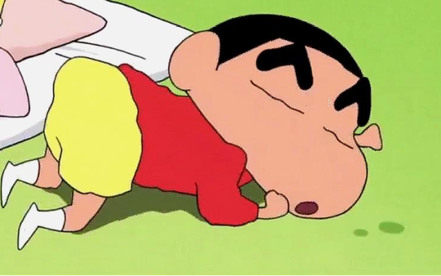 婴儿蜡笔小新式同款睡姿宝妈看着难受实则有利于大脑发育