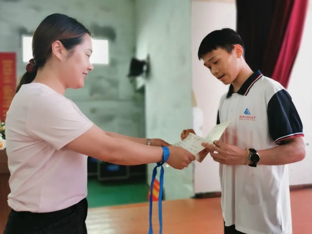 涛,吴晗,杨子豪,熊海文,王可悦,张楠,沈佩瑶,徐萍,罗婕,江怡君,邹宇豪
