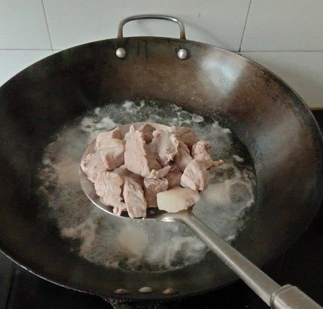 砂鍋毛豆豬肉,豬肉軟爛入味,十分下飯