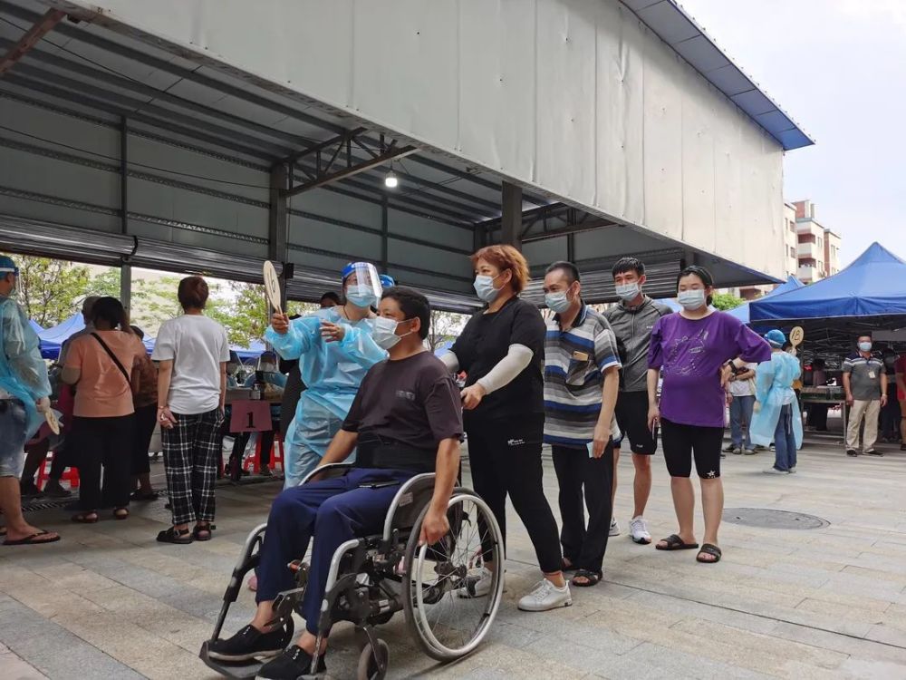 爱佛山,齐抗疫!这些画面暖人心