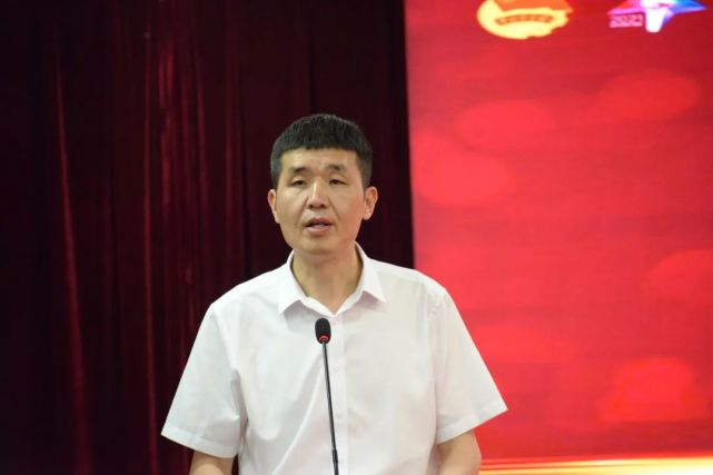 市委政法委政治部主任胡太顺,市法院政治部主任罗沛,市检察院政治部