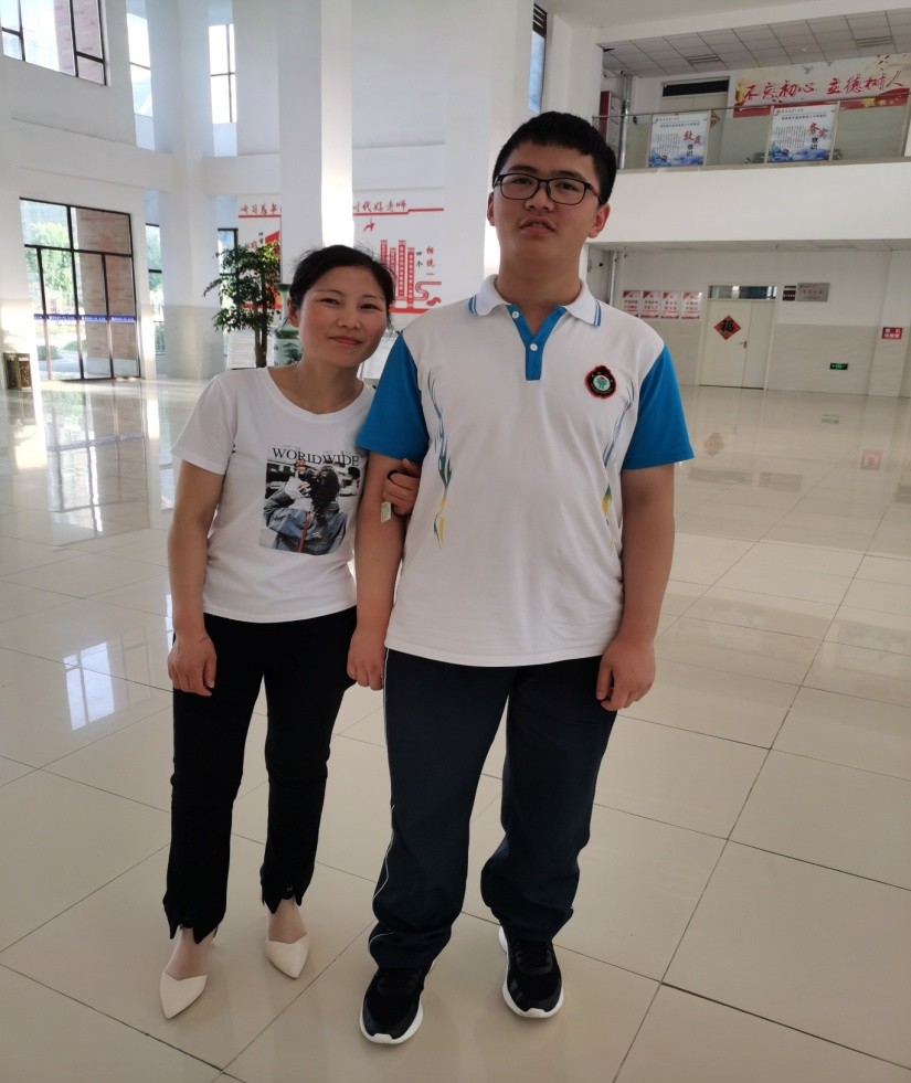 少年周桐是强者