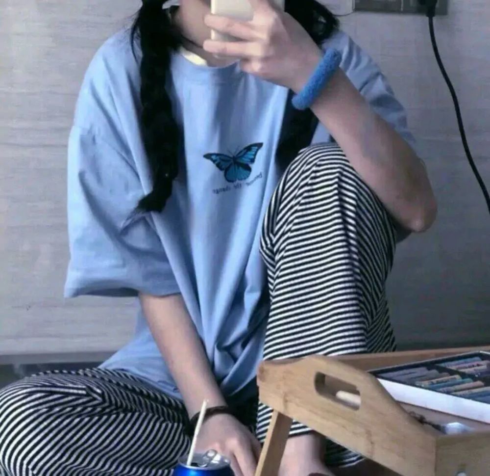 头像速递很nice的蓝色系部位女生头像