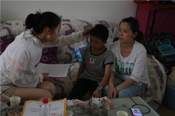 事当躬行 教书育人用真心——记祁家湾寄宿小学老师杜芬