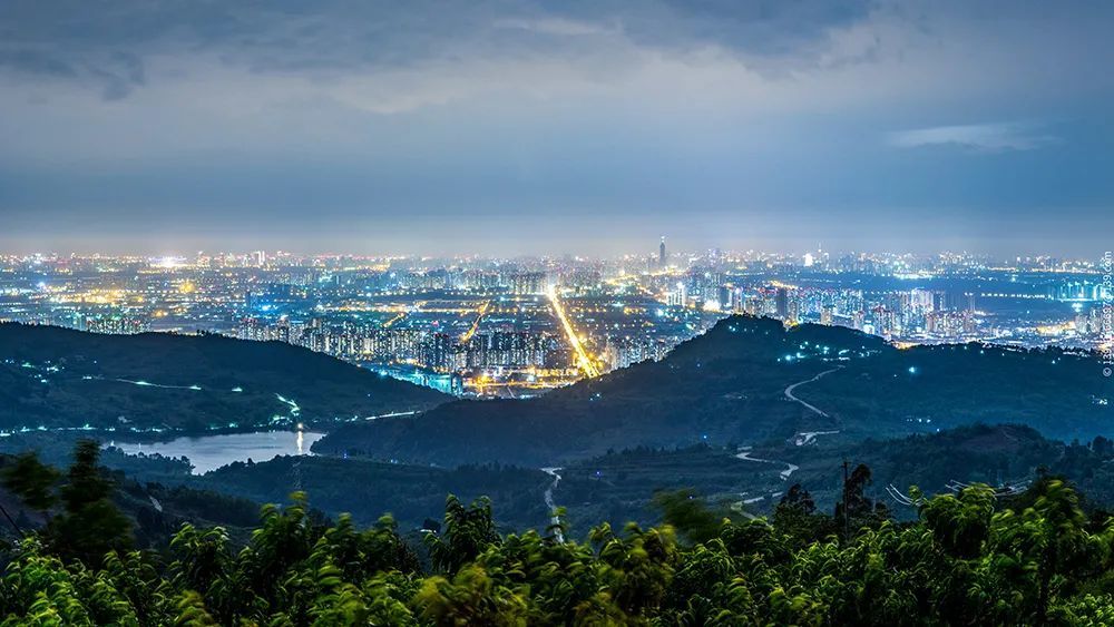 龙泉山夜景图片图片