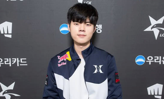 个人观点小编看到deft的说出的这些话后,也是认为deft着实是太拼了.