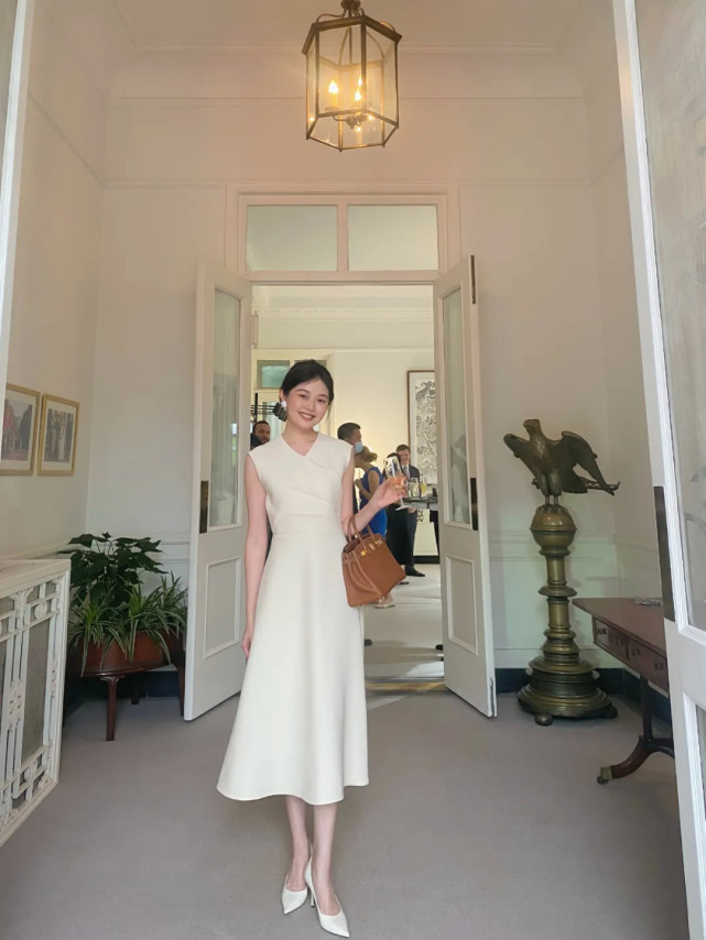 看了网红晚晚上位史才明白她为什么被大家称为网红界的邓文迪