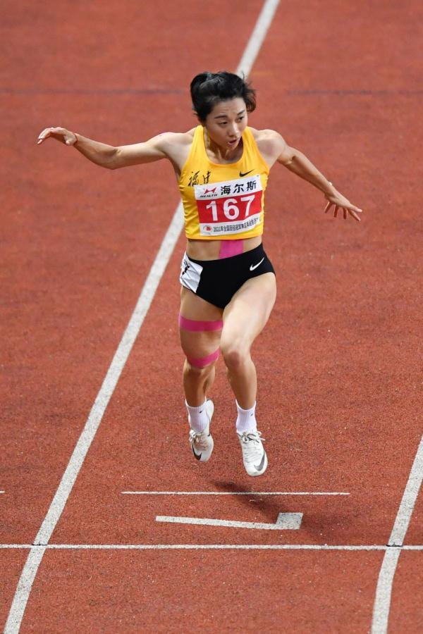 全國冠軍賽葛曼棋奪得女子100米冠軍