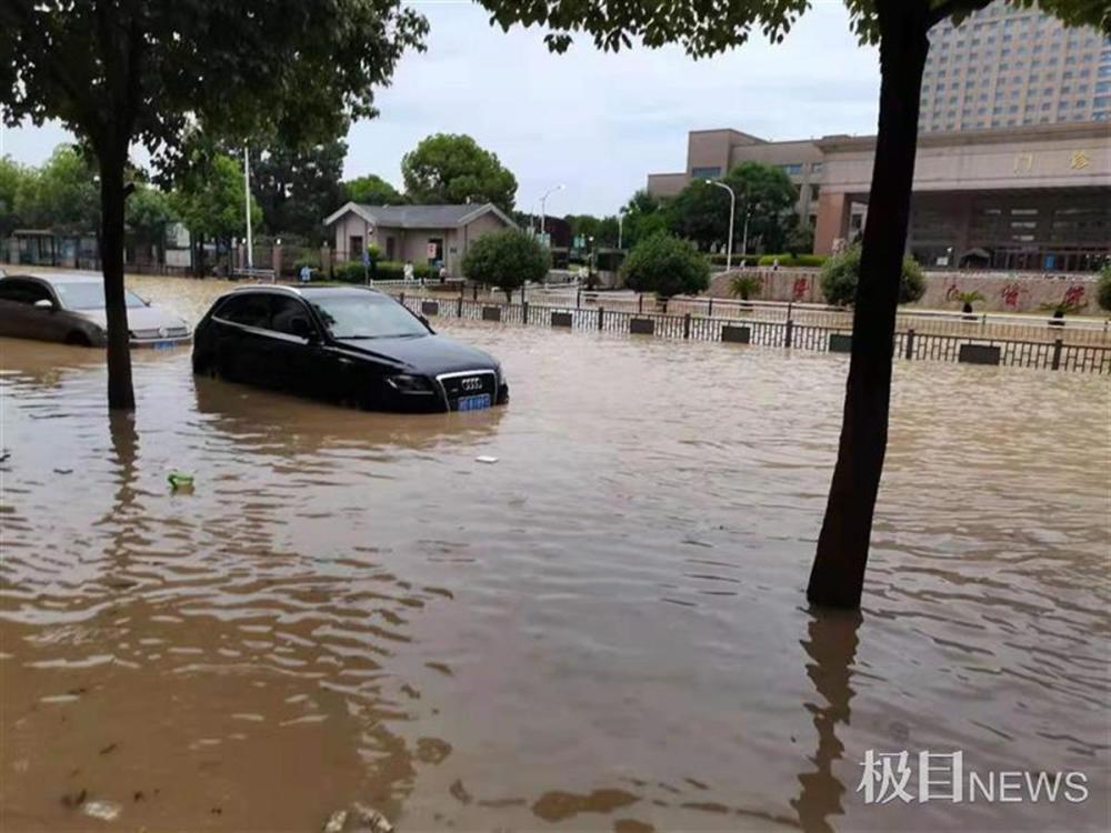 浙江诸暨罕见暴雨:一名出租车司机的两天
