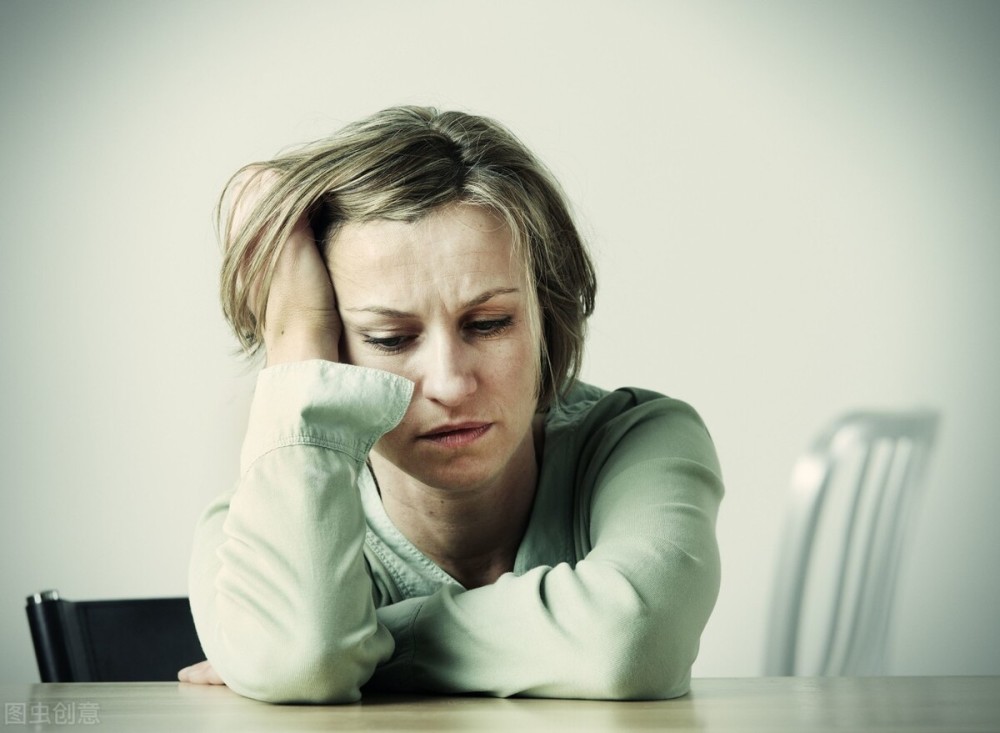 年轻人压力大,万一生了养不起还是长辈容易落下埋怨