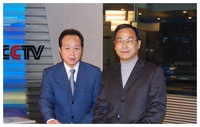 央视罗京去世11年妻子已经改嫁富商墓地铜像仍一尘不染