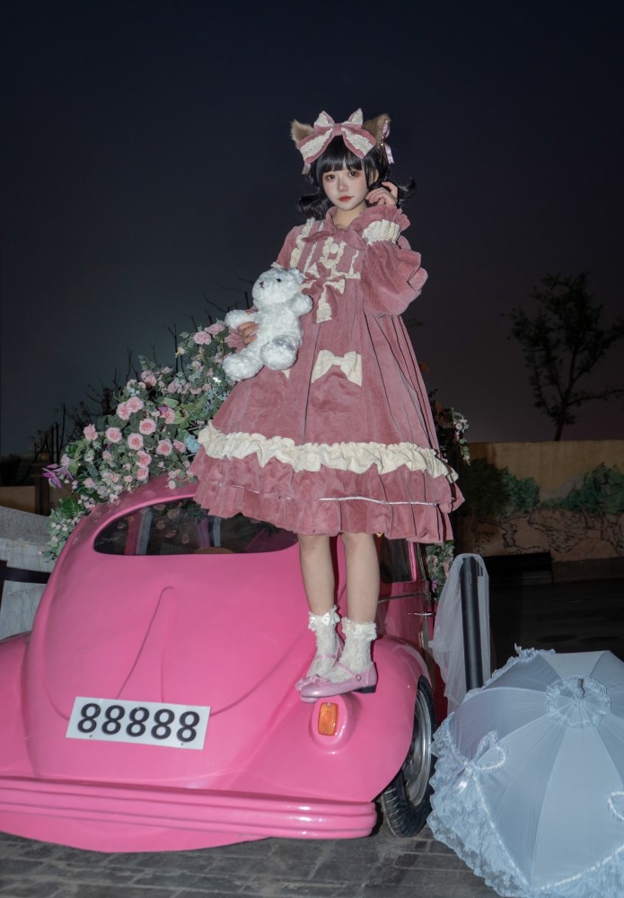 lolita魔法裙子猫正片