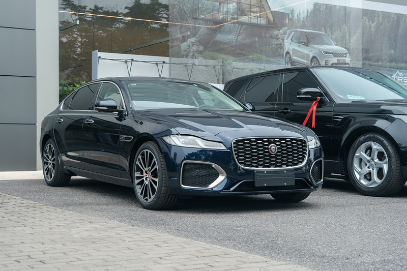 越活越年轻的英伦豹全新捷豹xfl到店实拍