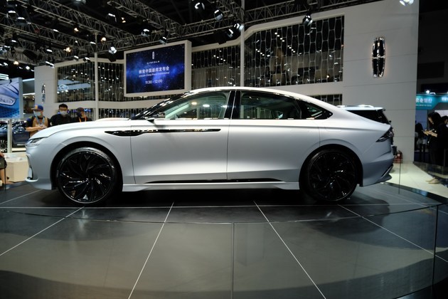 2021重庆车展:林肯zephyr reflection量产概念车亮相